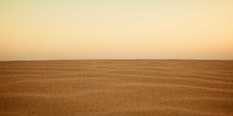 突破带宽瓶颈：400G/800G以太网技术前沿与数据中心内部互联的下一代解决方案